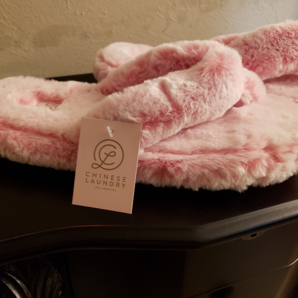 chinese laundry slippers